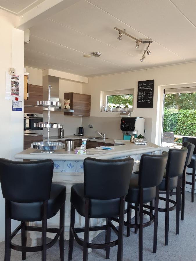 B&B De Kandelaar Biddinghuizen Bagian luar foto